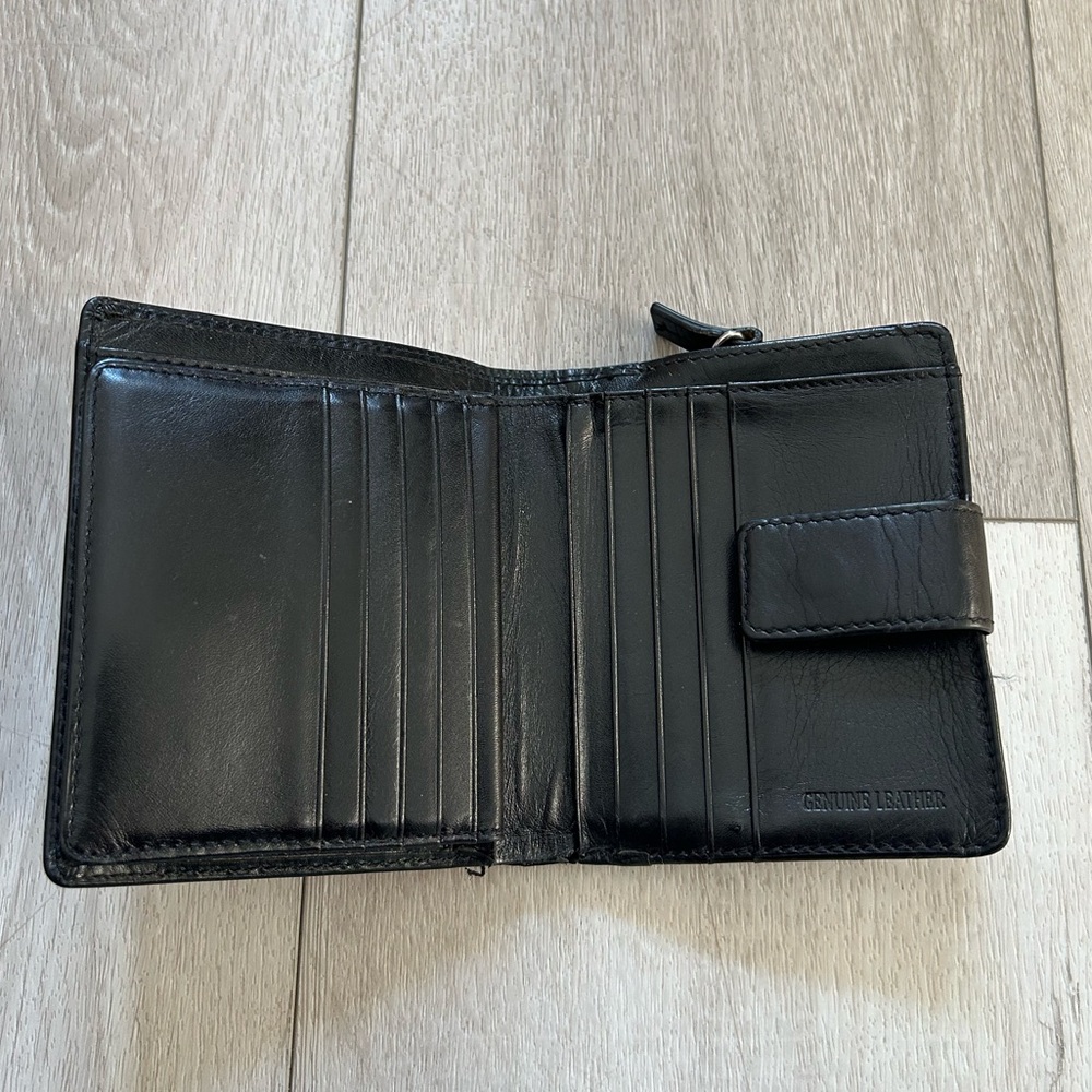 Danier Black Genuine Leather Wallet - Picture 2 of 4